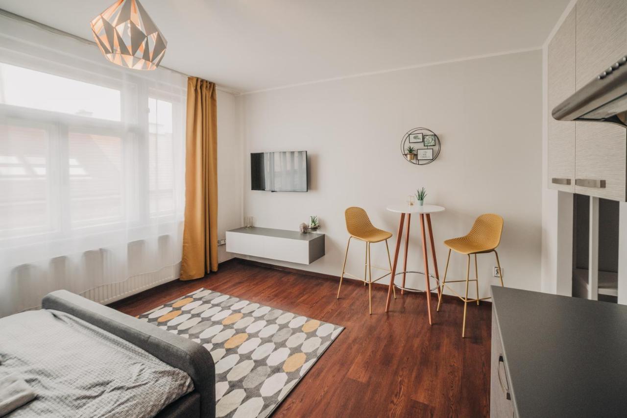 Citybeat Apartments, 400M From The Square Plzeň Esterno foto