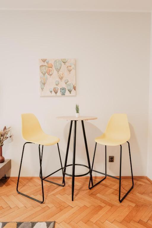 Citybeat Apartments, 400M From The Square Plzeň Esterno foto