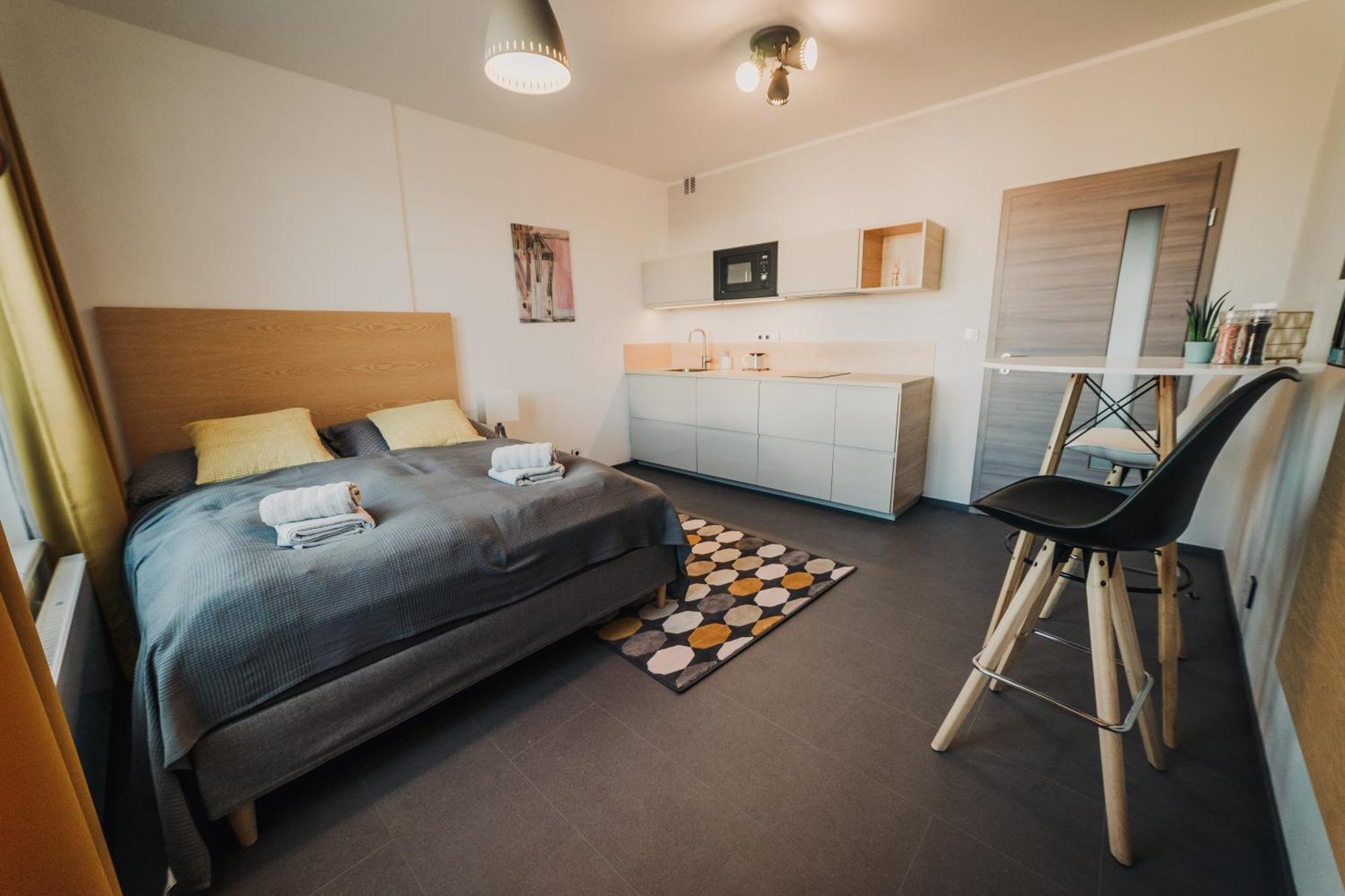 Citybeat Apartments, 400M From The Square Plzeň Esterno foto