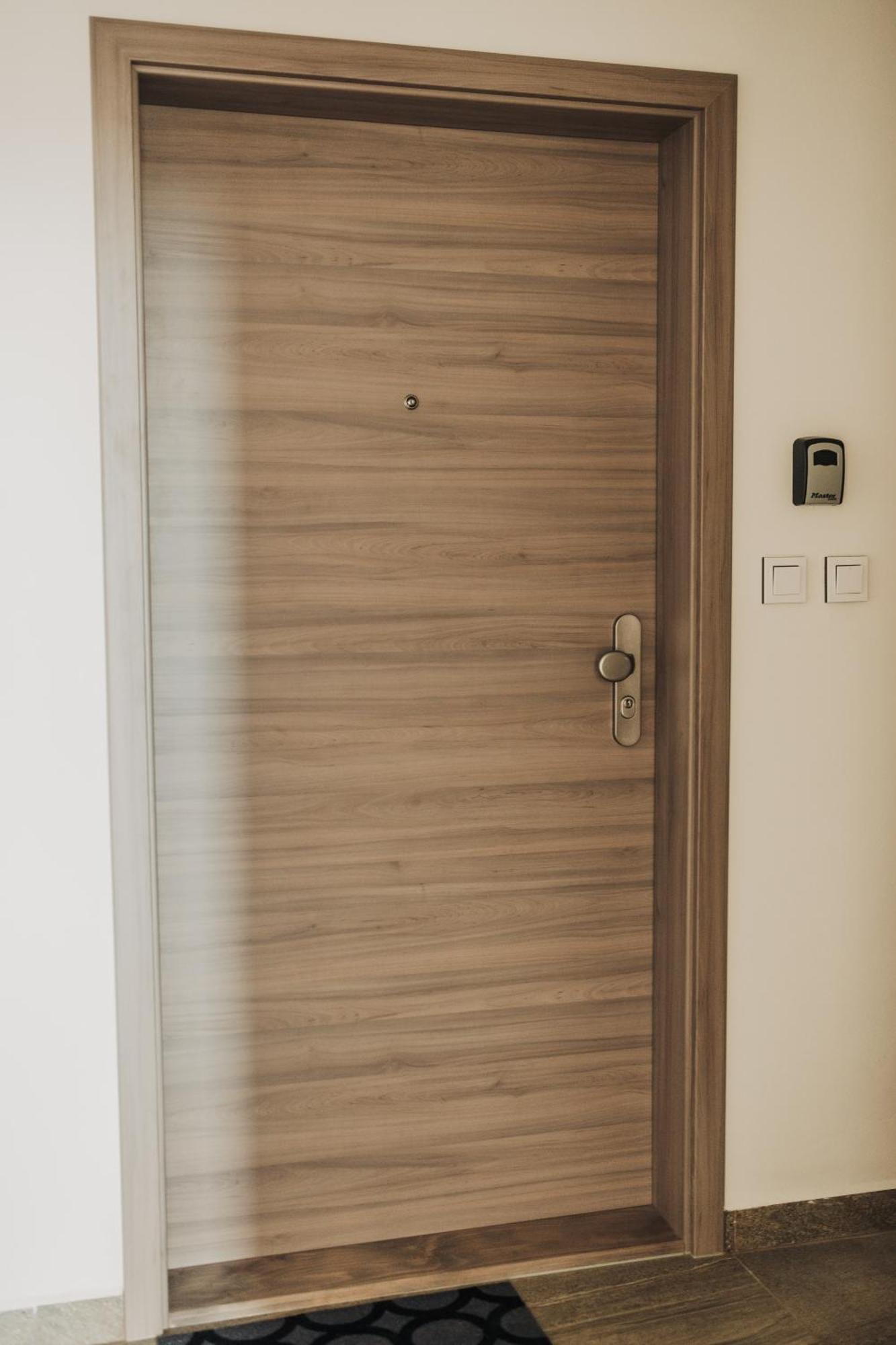 Citybeat Apartments, 400M From The Square Plzeň Esterno foto
