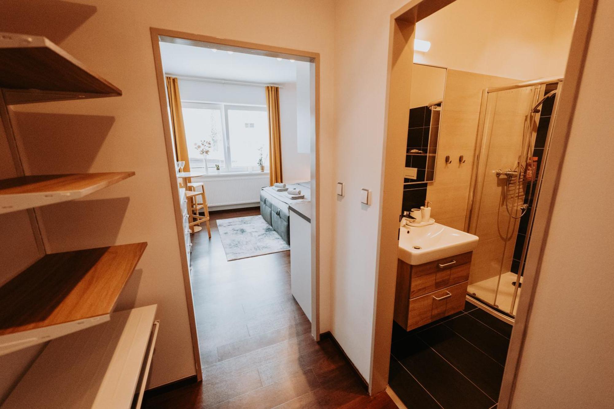 Citybeat Apartments, 400M From The Square Plzeň Esterno foto